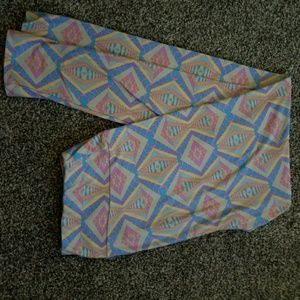 Lularoe TC pastel leggings